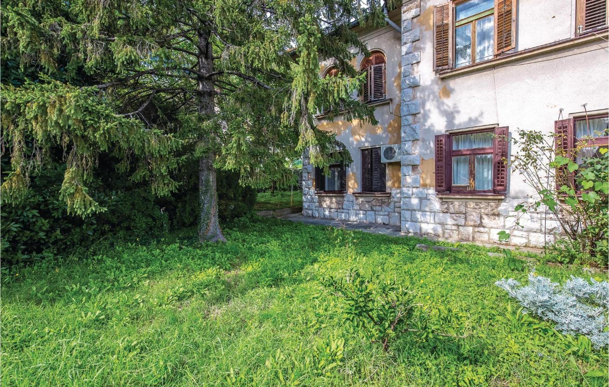 1 Bedroom Beautiful Apartment In Bakar Exterior foto